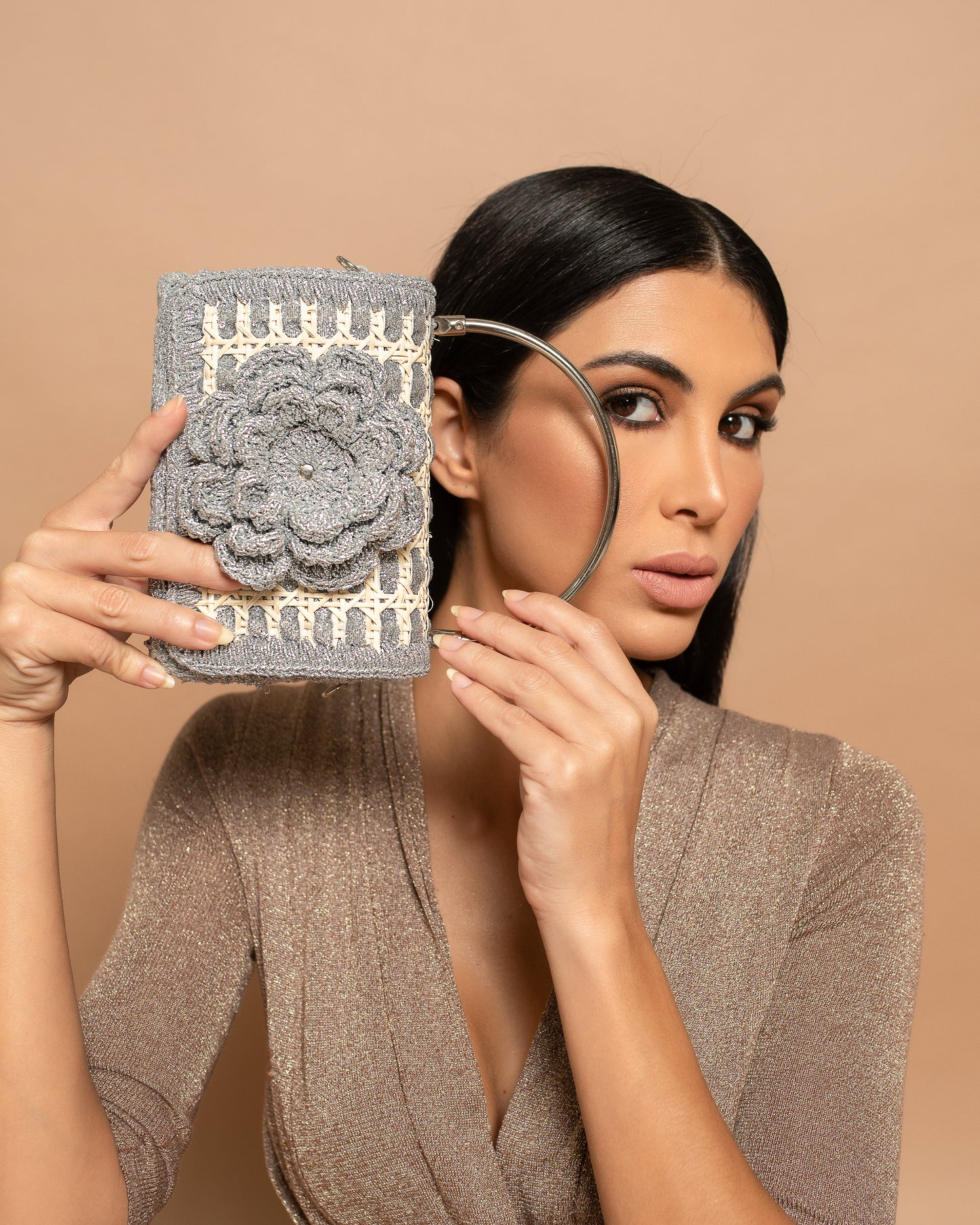 CLUTCH GLITTER FLOWER SILVER
