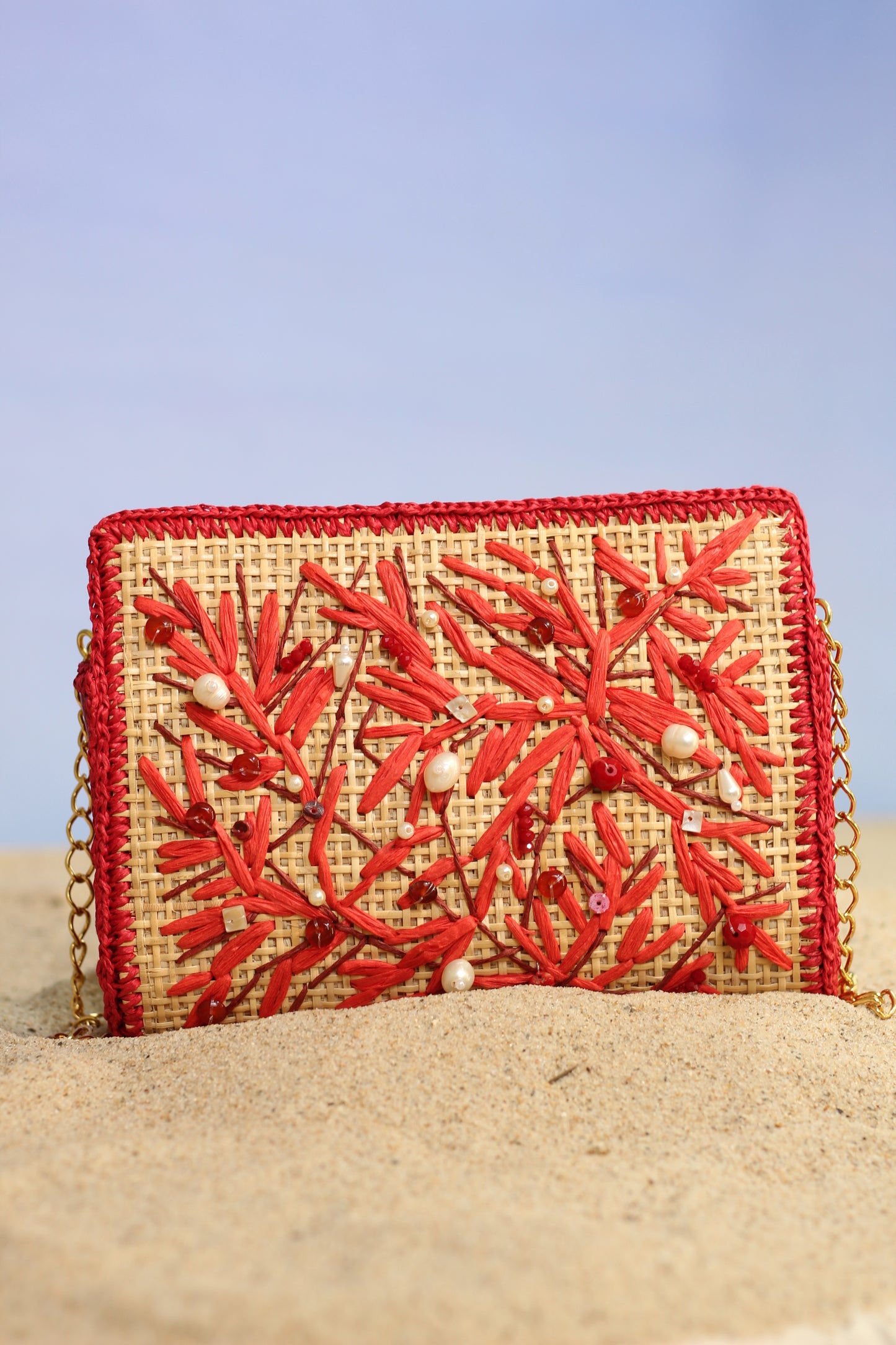 CLUTCH NATURE CORAL REEF RED