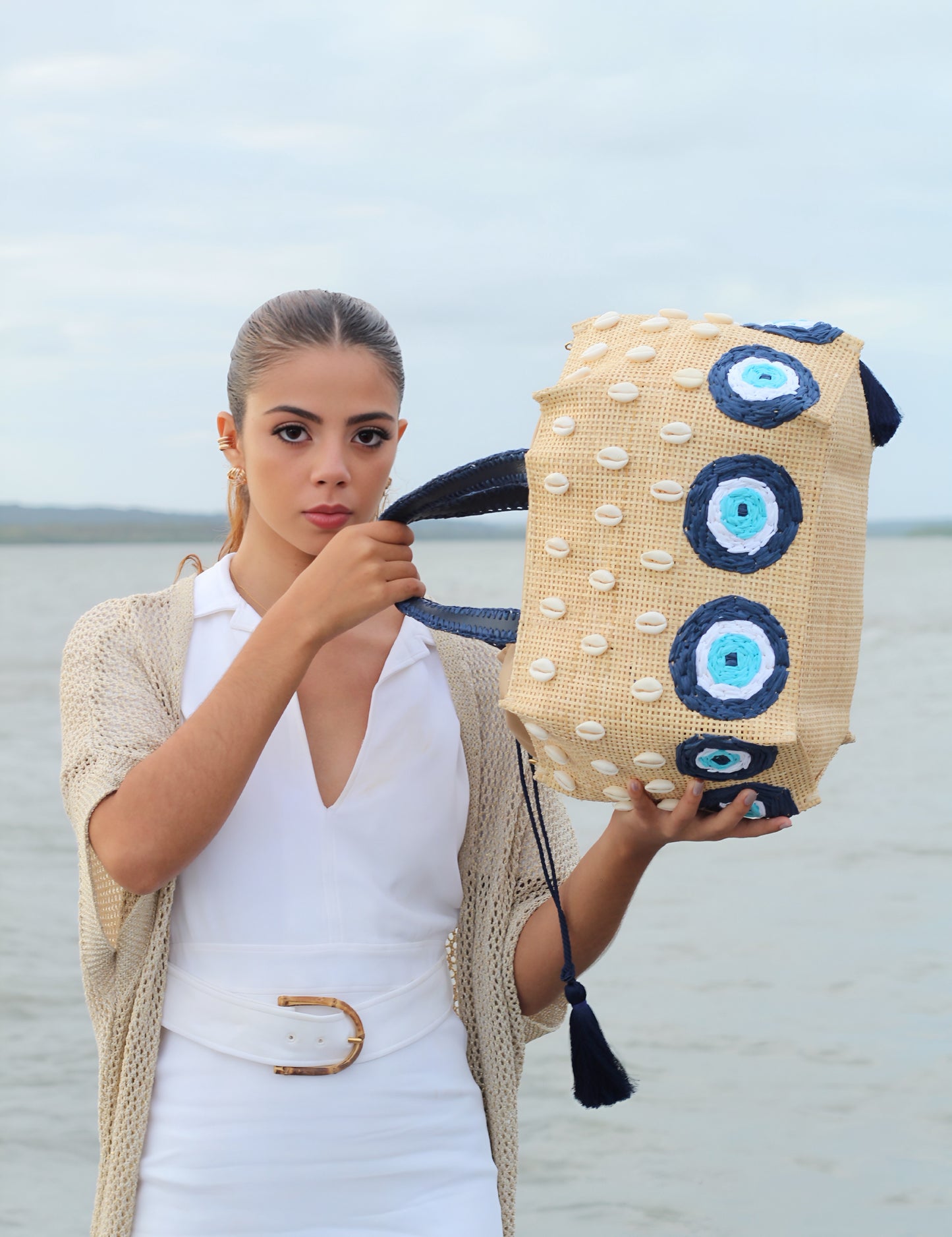 MAXI SEVİLHA GREEK EYE