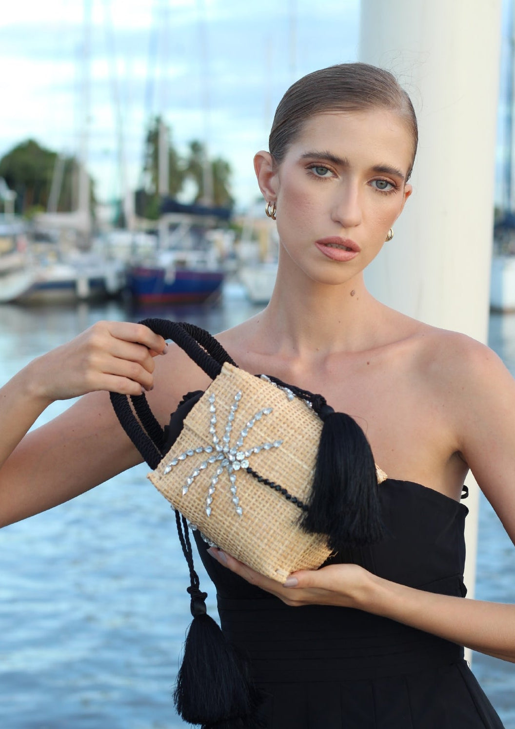 KUBE VANUATU CLEAR CRYSTALS