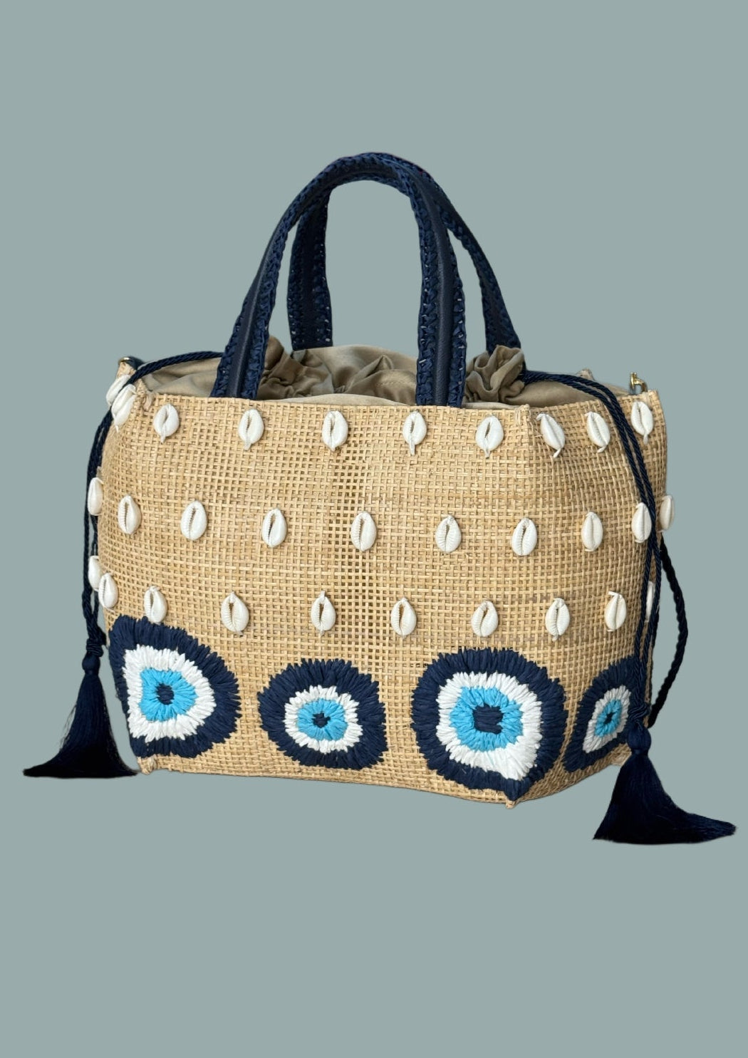 MAXI SEVİLHA GREEK EYE