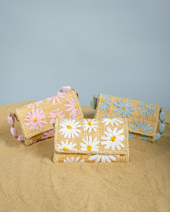 LE MARGUERITE WHITE CLUTCH BAG