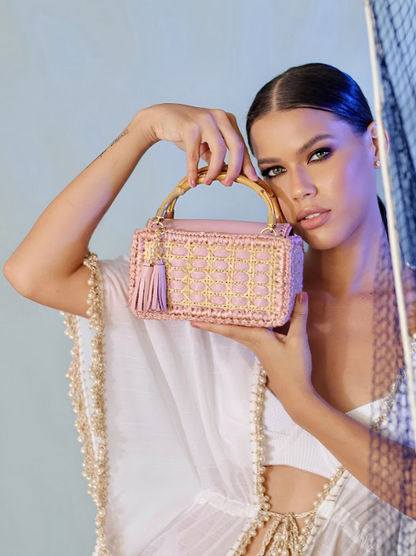 CLUTCH KUBE BABY PINK