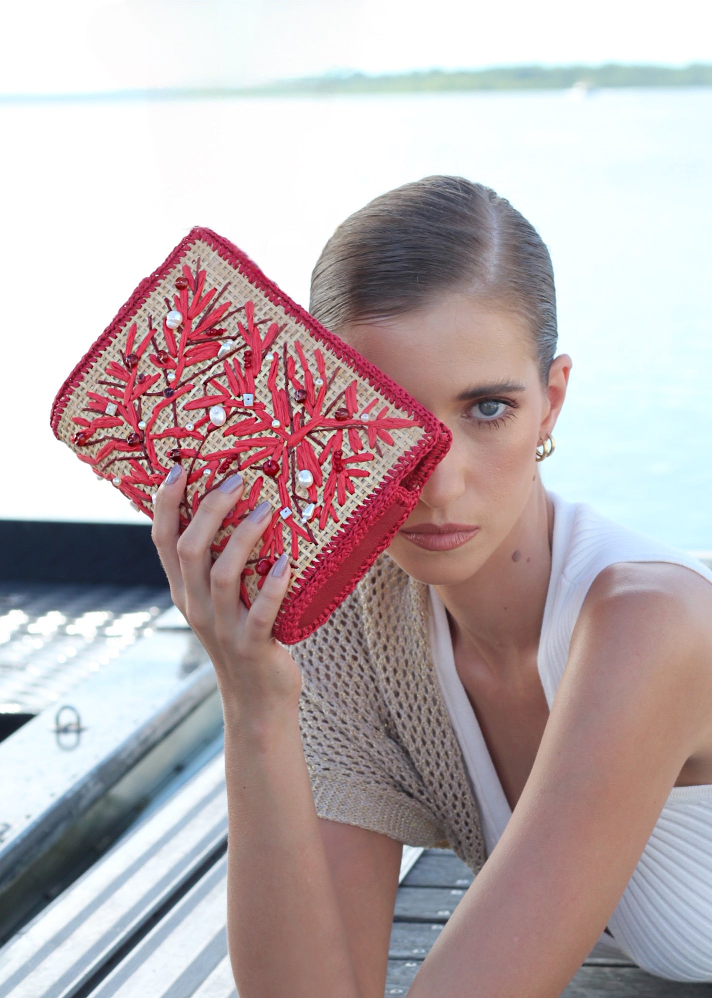 CLUTCH NATURE CORAL REEF RED