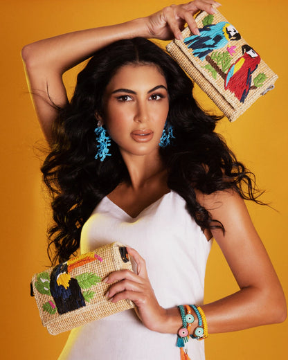 BOLSA CLUTCH ARARA NATURE